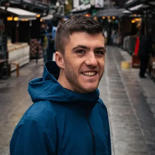 Victor Naro